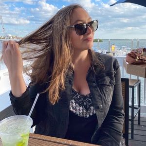 Meet your Posher, Ryann